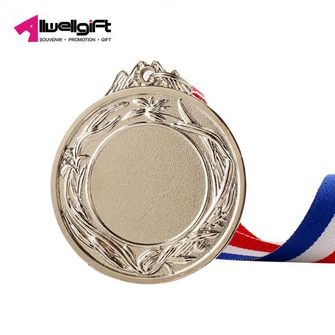 Billige Preis Laufsportarten sprechen Medaillon Zink-Legierungs-Marathon-Spielen kreative gemalte Medaille kundenspezifische 3D prägeartige Sport-Medaille zu