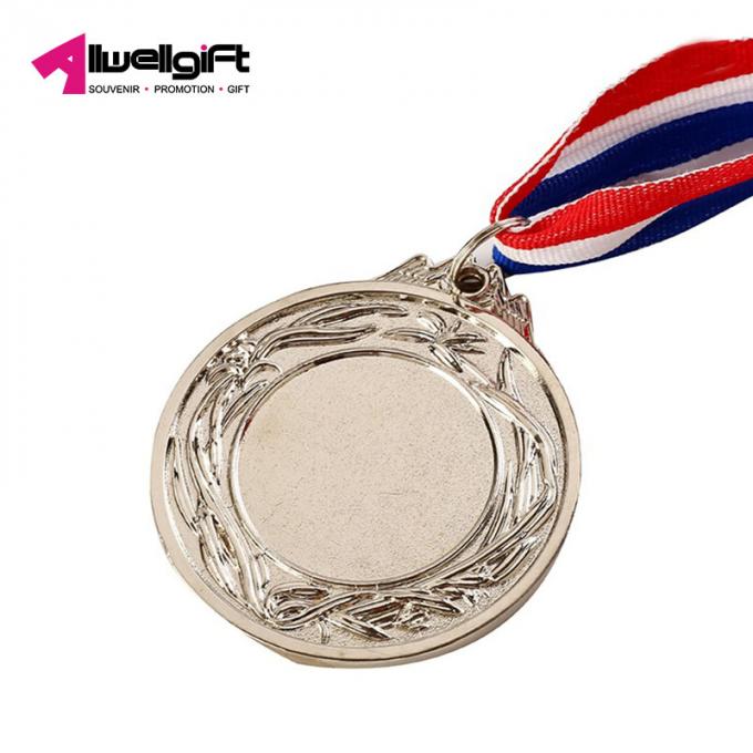 Billige Preis Laufsportarten sprechen Medaillon Zink-Legierungs-Marathon-Spielen kreative gemalte Medaille kundenspezifische 3D prägeartige Sport-Medaille zu