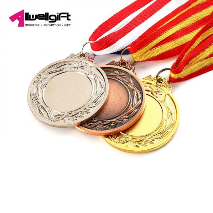 Billige Preis Laufsportarten sprechen Medaillon Zink-Legierungs-Marathon-Spielen kreative gemalte Medaille kundenspezifische 3D prägeartige Sport-Medaille zu