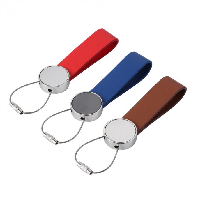 lederner kreativer Geschenkzinklegierungszusätze custume Logo-LKW gravieren Familienmetall-keychains